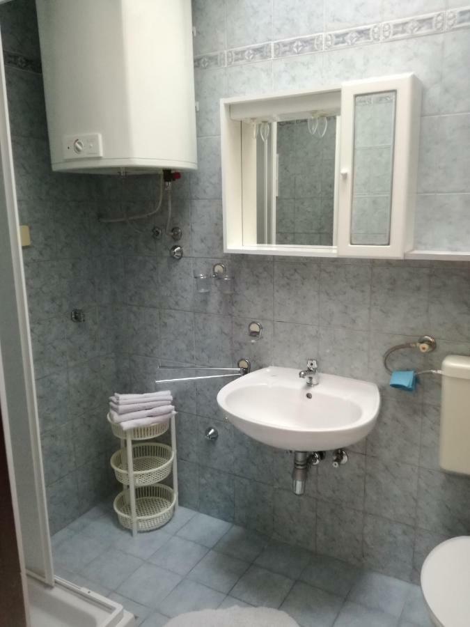 Apartmani Marijana Selce Exterior foto